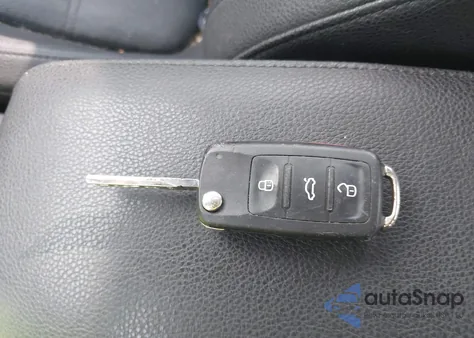 2011 Volkswagen Jetta 2.5L Se из США, поврежденный, VIN 3VWDZ7AJ1BM352119